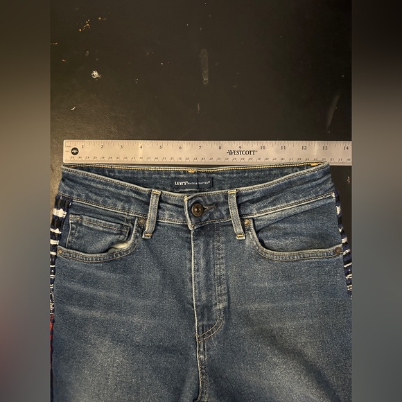 Levis 721 Made & Crafted High Rise Unique Woven Side Detail Size 27/30 - Picture 5 of 16